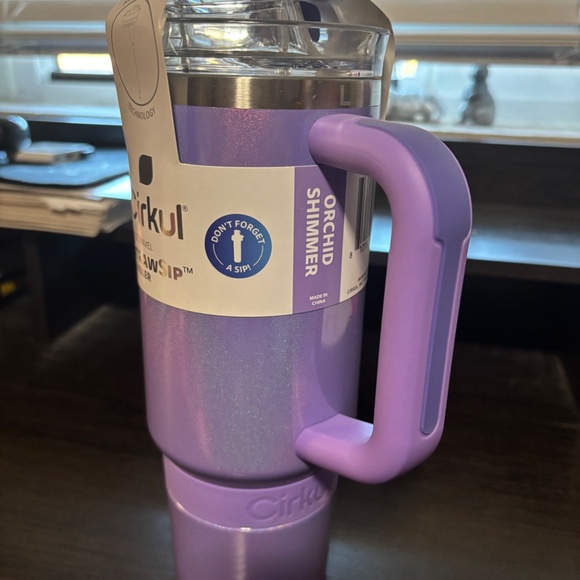 Cirkul 30oz Travel StrawSip Double-Wall Insulated Stainless Steel Tumbler - Picture 2 of 4